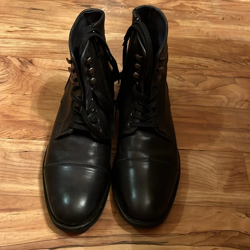 Frye men ben